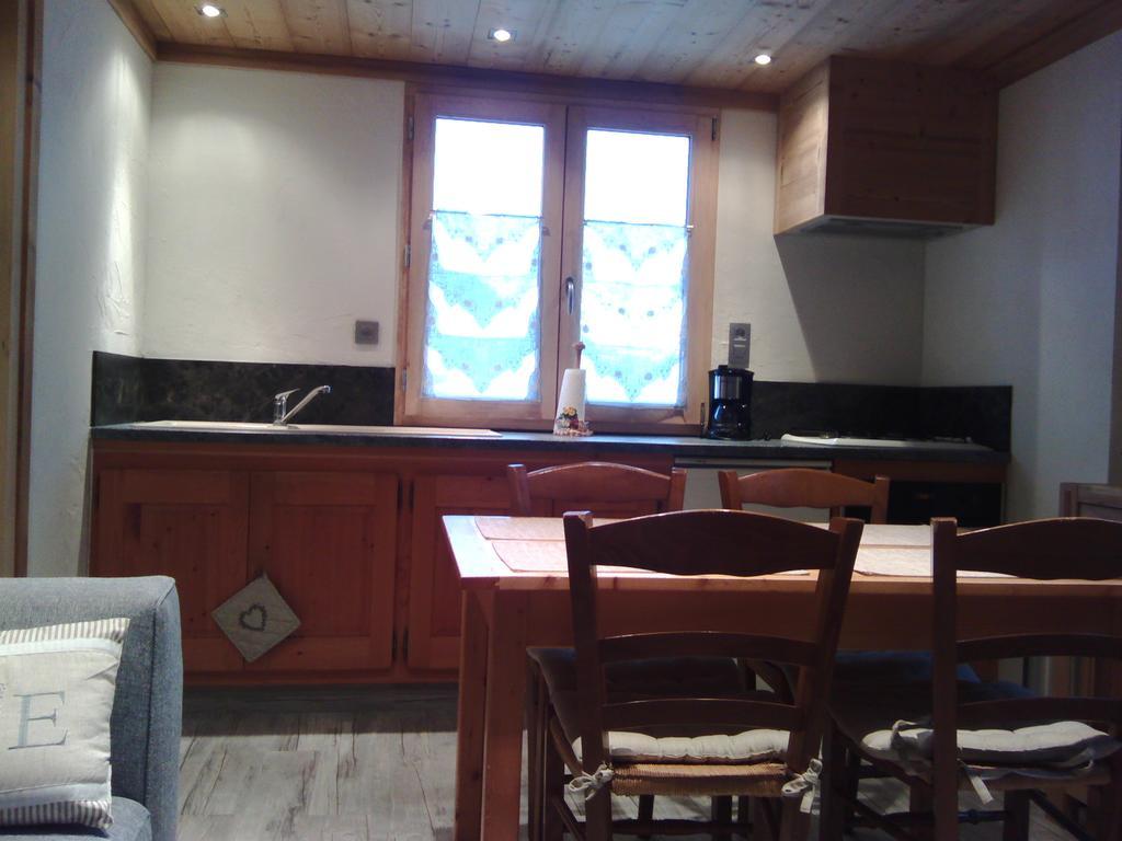 Le Foueustarle Apartamento La Giettaz Quarto foto