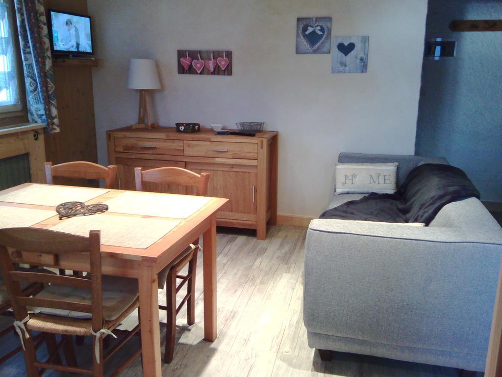 Le Foueustarle Apartamento La Giettaz Quarto foto
